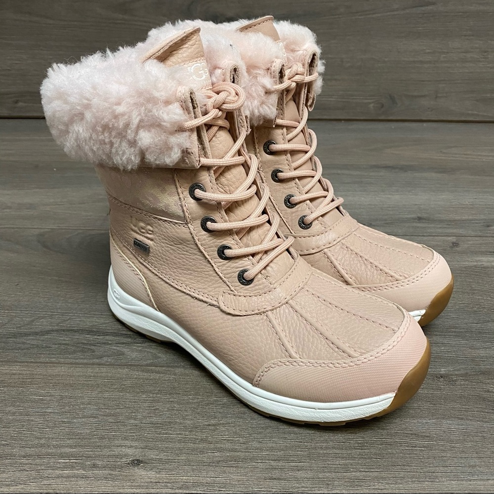 UGG | Adirondack III Snow Leopard Boots Quartz 6
